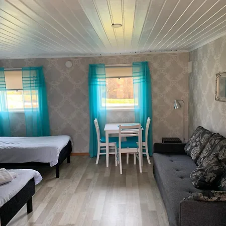 Kastelholms Gaesthem Bed & Breakfast *