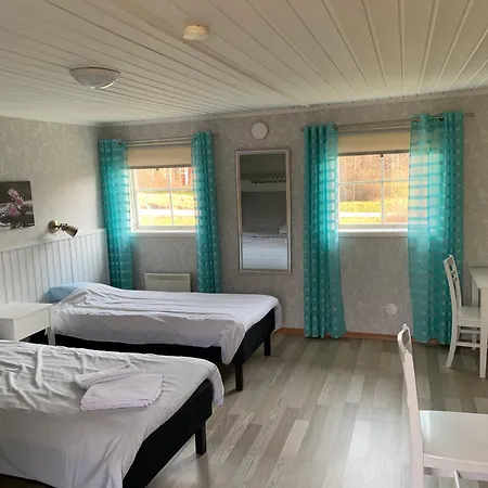 Kastelholms Gaesthem Nocleg ze śniadaniem Sund