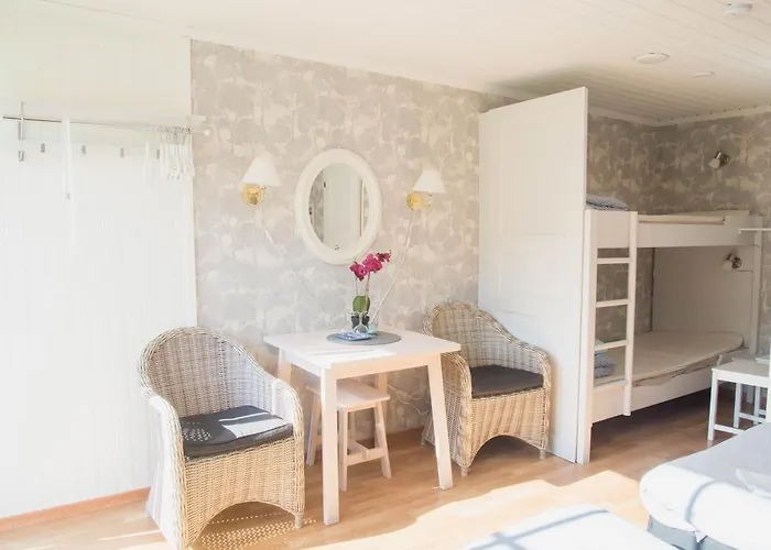 Bed and Breakfast Kastelholms Gaesthem 3*